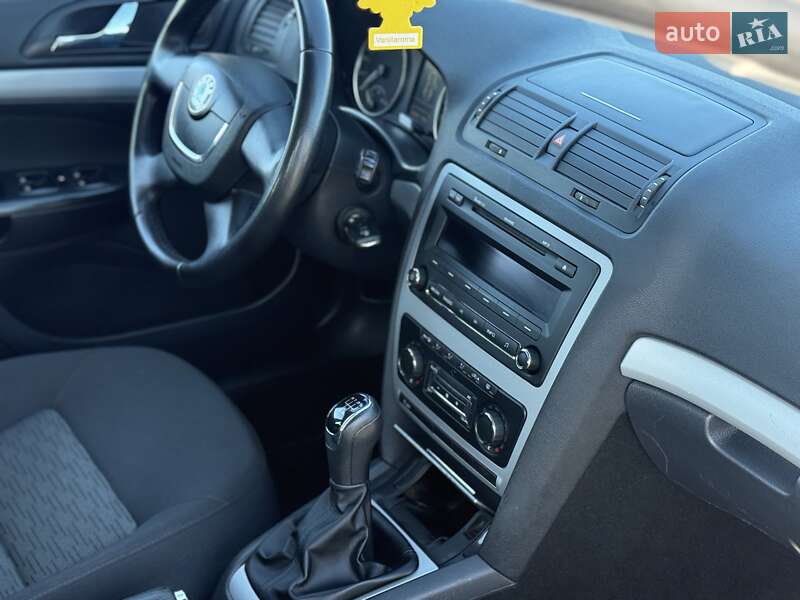 Универсал Skoda Octavia 2012 в Сарнах