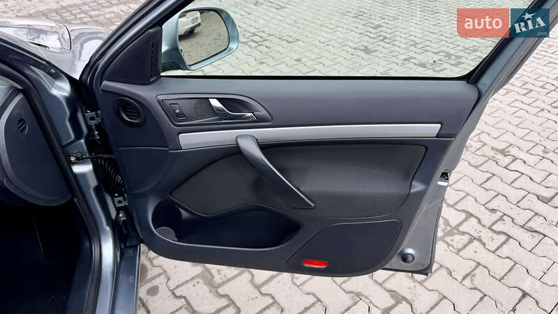 Универсал Skoda Octavia 2012 в Ковеле