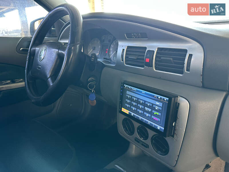 Лифтбек Skoda Octavia 1998 в Мукачево