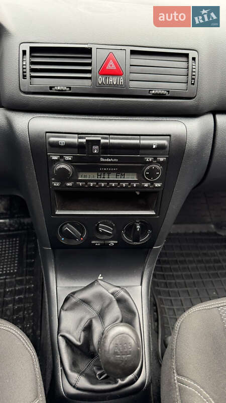 Лифтбек Skoda Octavia 2005 в Киеве