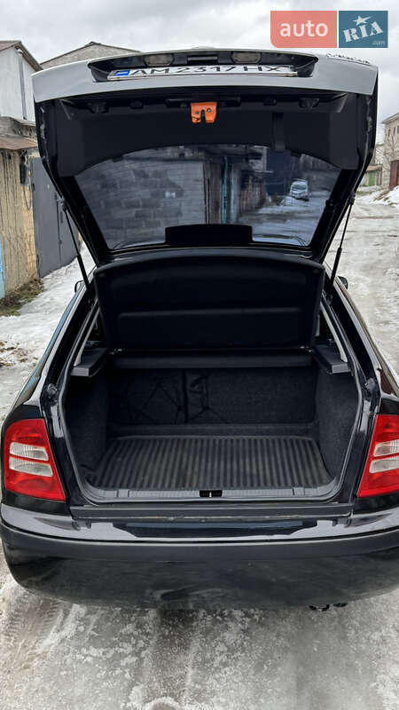 Лифтбек Skoda Octavia 2005 в Киеве