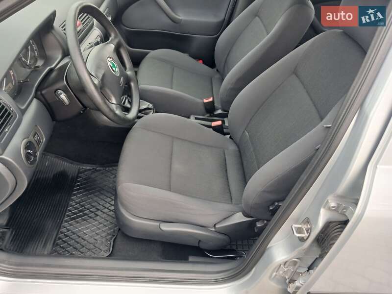 Универсал Skoda Octavia 2009 в Черновцах фото 23 Универсал Skoda Octavia 2009 в Черновцах