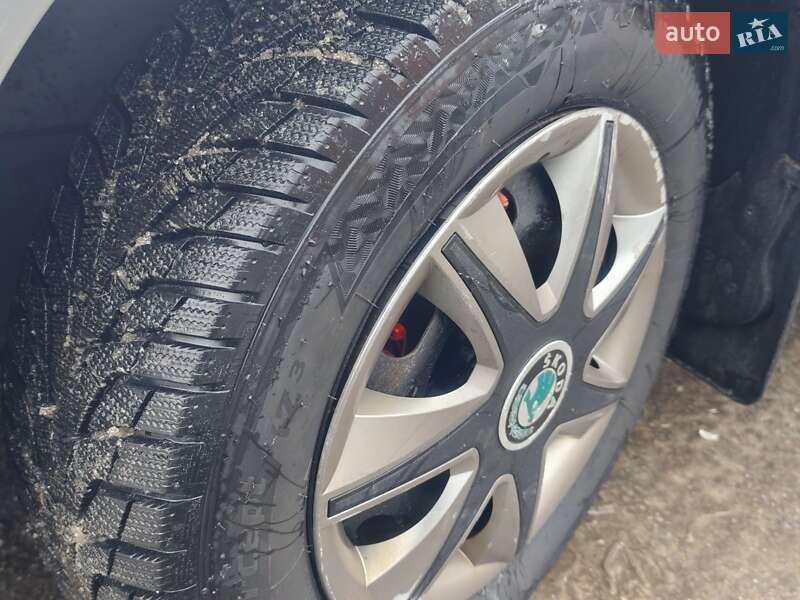 Лифтбек Skoda Octavia 2009 в Харькове