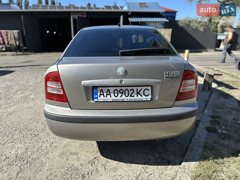Лифтбек Skoda Octavia 2007 в Ровно