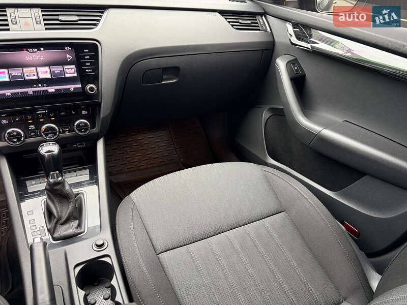 Универсал Skoda Octavia 2019 в Днепре