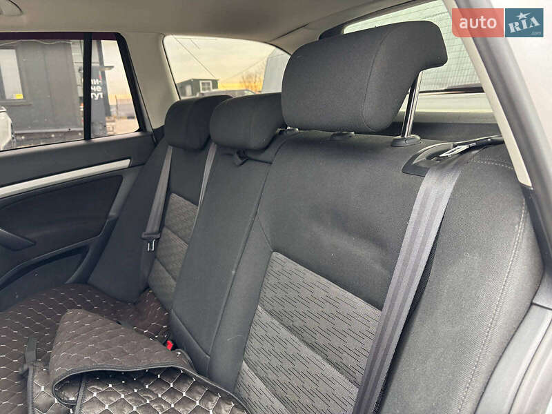 Универсал Skoda Octavia 2012 в Львове фото 15 Универсал Skoda Octavia 2012 в Львове