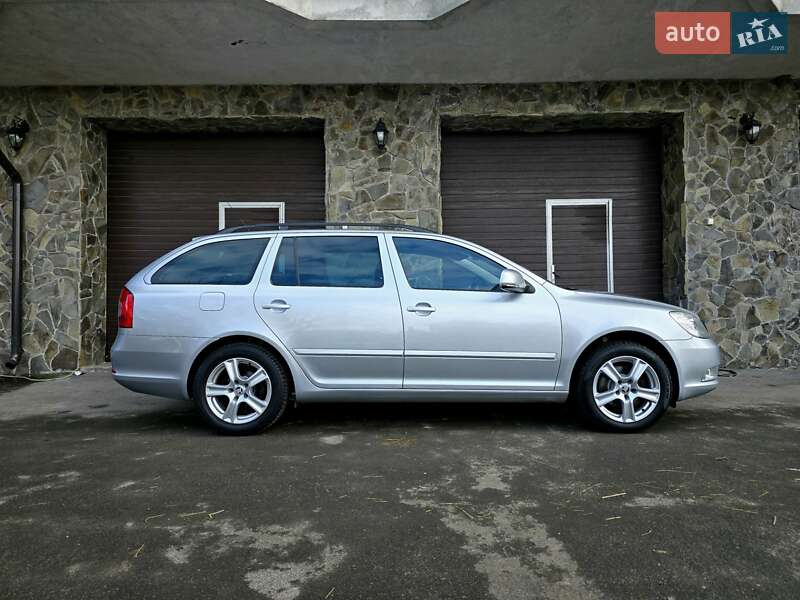 Универсал Skoda Octavia 2010 в Владимире