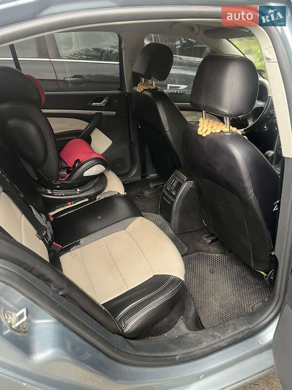 Лифтбек Skoda Octavia 2005 в Киеве