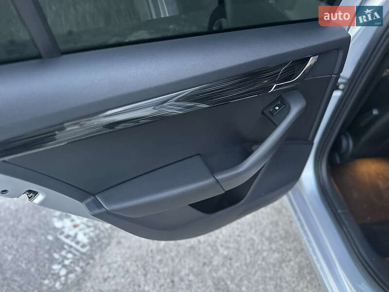 Универсал Skoda Octavia 2018 в Днепре