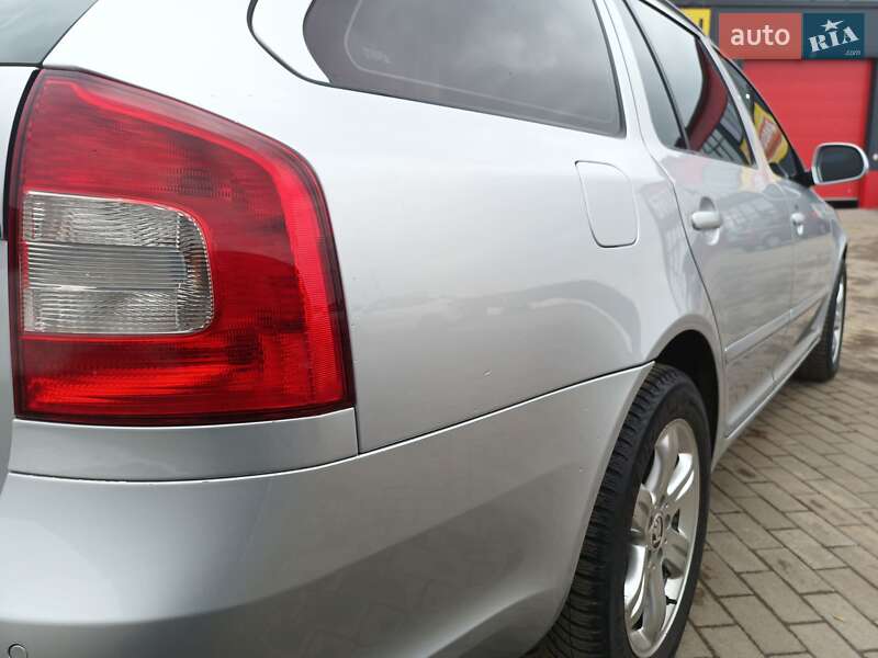 Универсал Skoda Octavia 2010 в Калуше