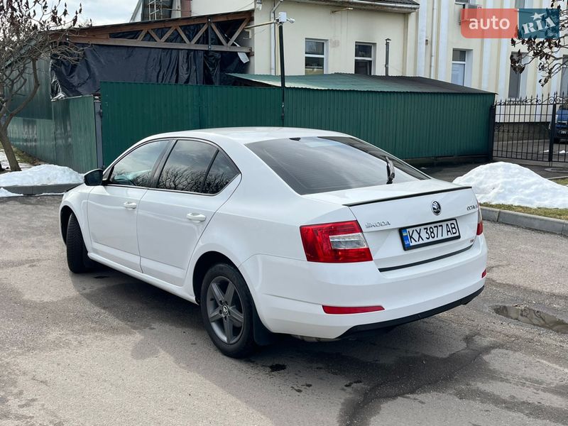Лифтбек Skoda Octavia 2013 в Смеле