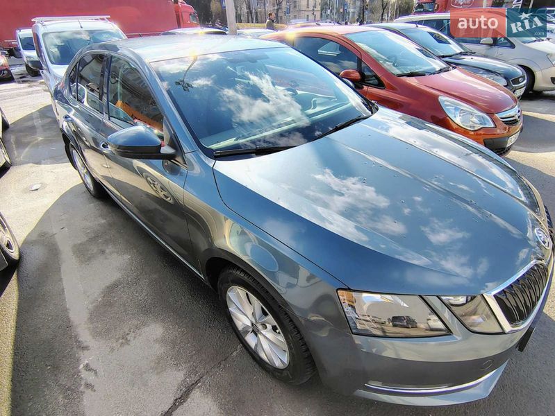 Лифтбек Skoda Octavia 2018 в Львове