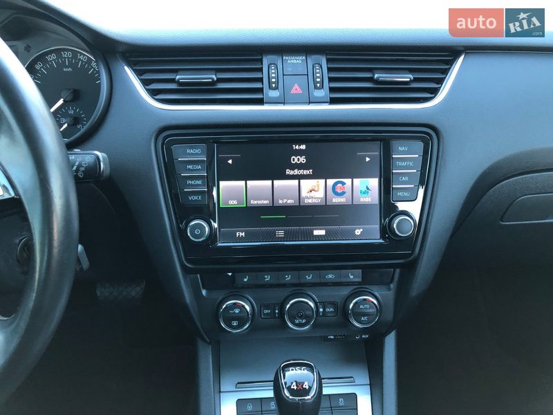 Универсал Skoda Octavia 2015 в Коростене