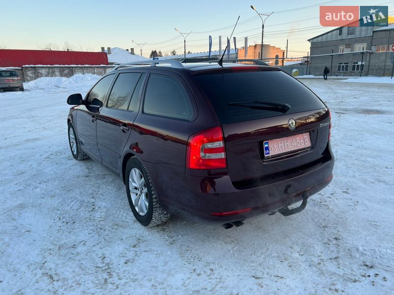 Универсал Skoda Octavia 2009 в Нововолынске