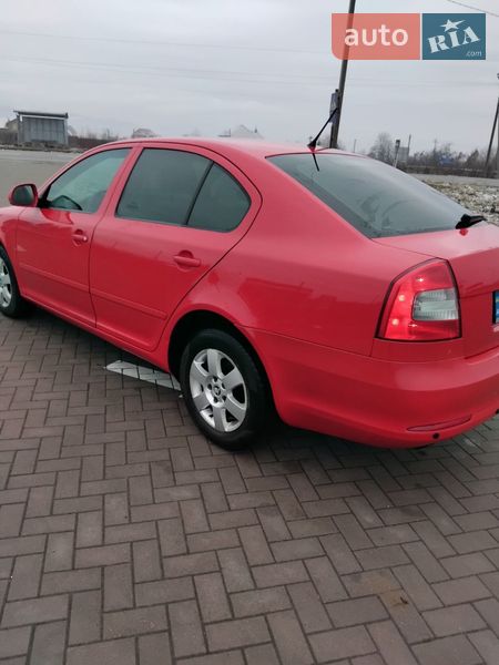 Лифтбек Skoda Octavia 2012 в Тячеве