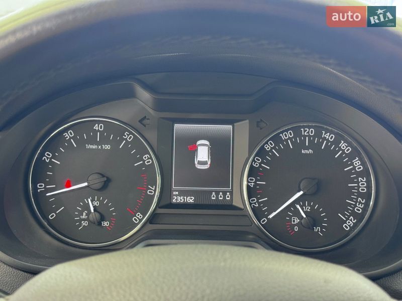 Универсал Skoda Octavia 2013 в Стрые