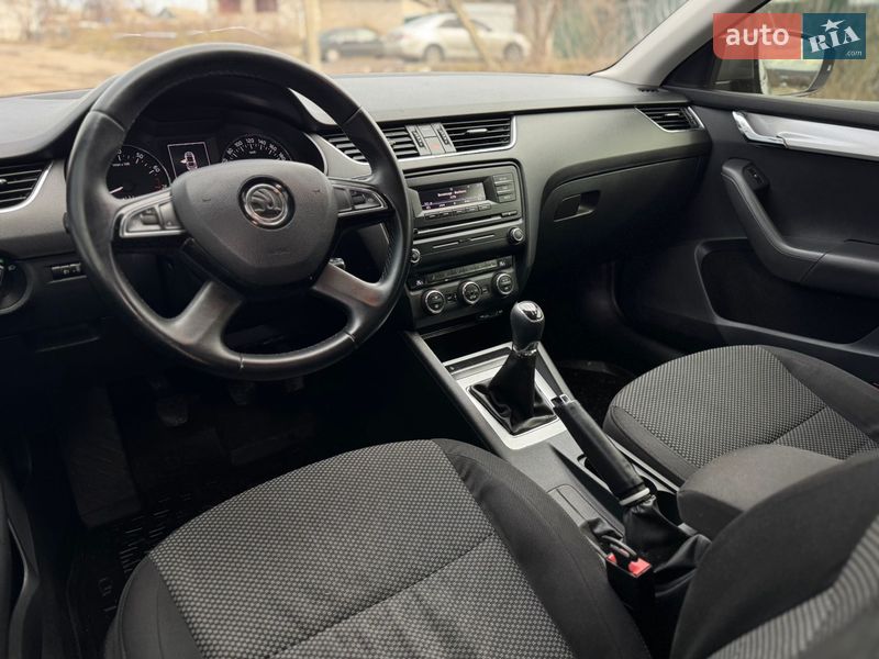 Лифтбек Skoda Octavia 2013 в Днепре