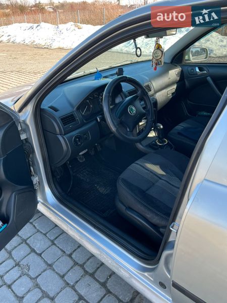 Лифтбек Skoda Octavia 2008 в Львове