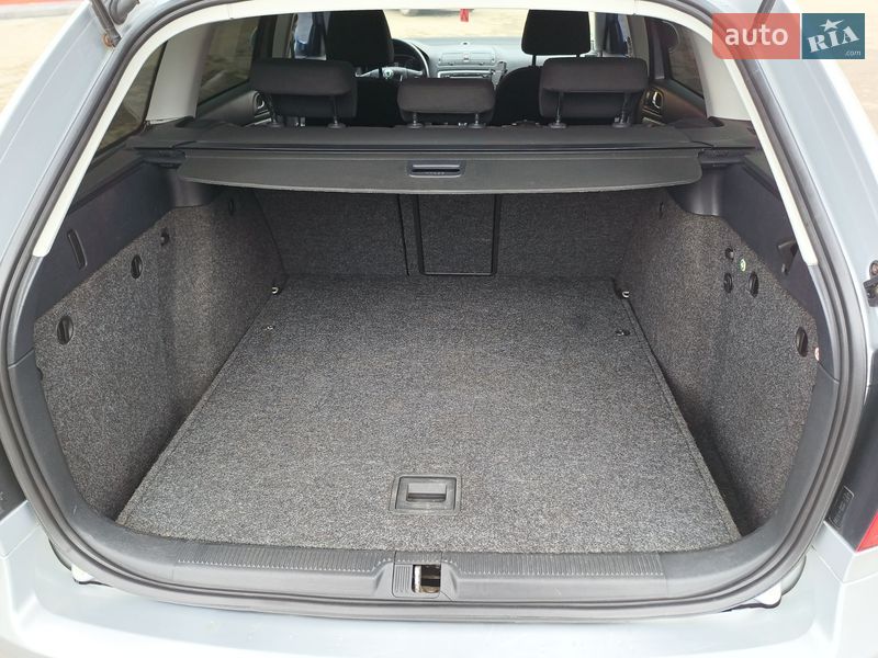 Универсал Skoda Octavia 2010 в Калуше