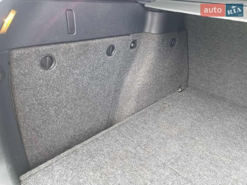 Универсал Skoda Octavia 2010 в Калуше