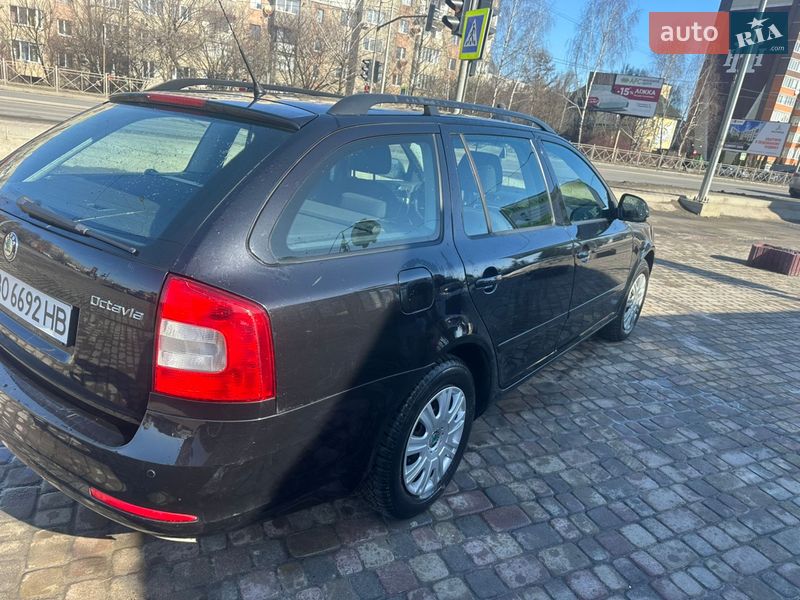 Универсал Skoda Octavia 2010 в Тернополе