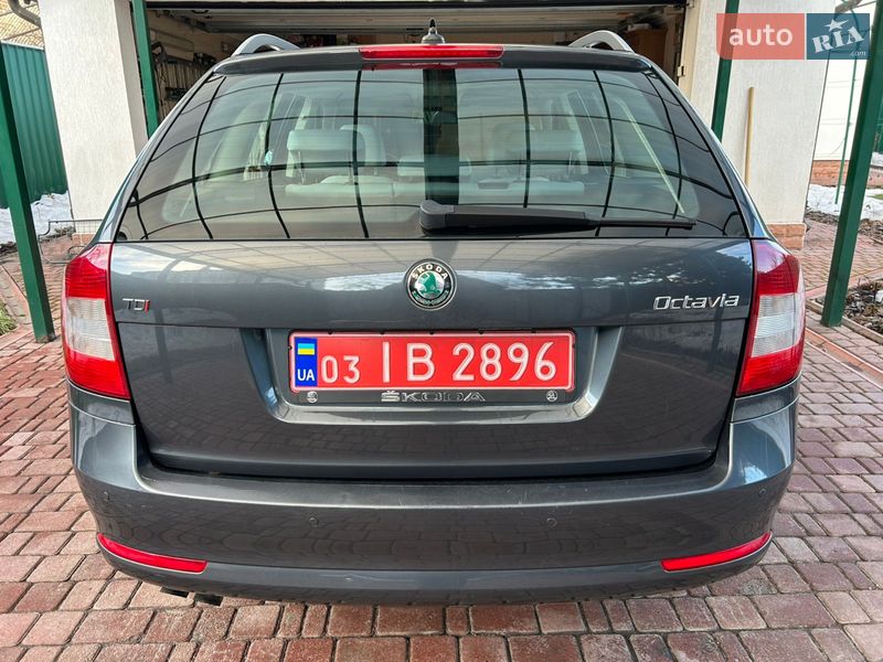 Универсал Skoda Octavia 2012 в Белой Церкви