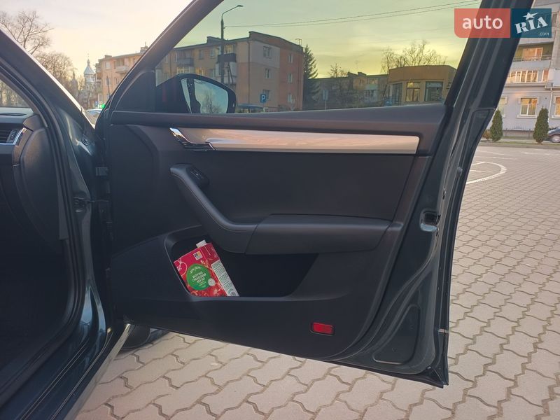 Универсал Skoda Octavia 2016 в Дрогобыче