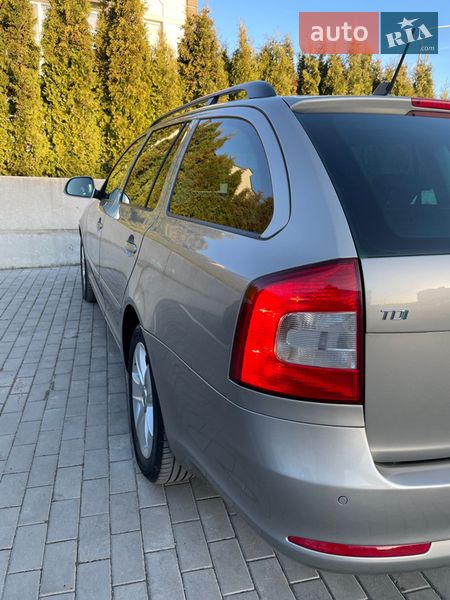 Универсал Skoda Octavia 2013 в Ровно
