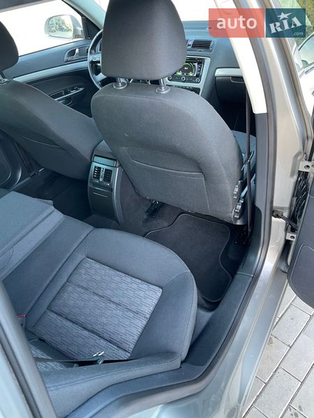 Универсал Skoda Octavia 2013 в Ровно