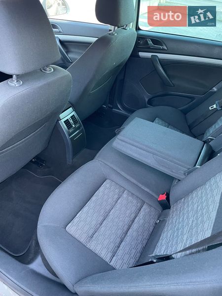 Универсал Skoda Octavia 2013 в Ровно