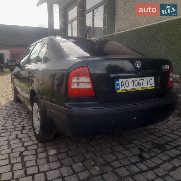 Лифтбек Skoda Octavia 2003 в Великих Лучках