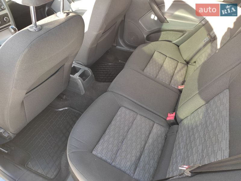 Лифтбек Skoda Octavia 2012 в Олевске