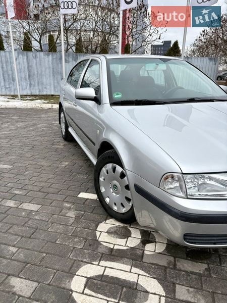 Лифтбек Skoda Octavia 2004 в Харькове