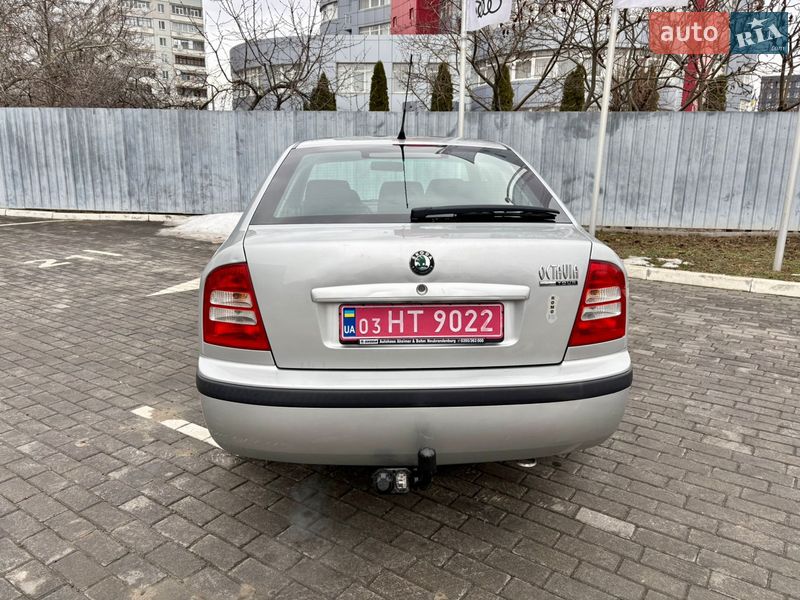 Лифтбек Skoda Octavia 2004 в Харькове