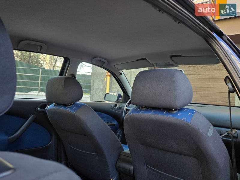 Лифтбек Skoda Octavia 2003 в Тернополе