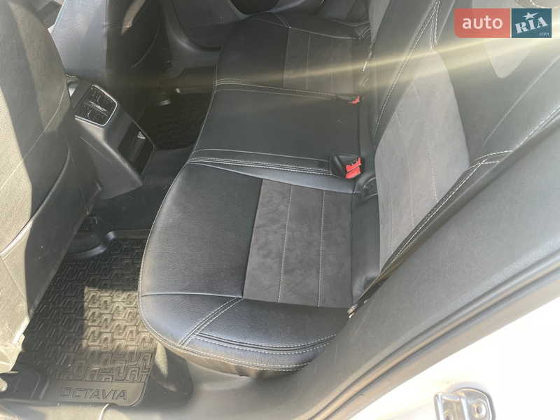 Универсал Skoda Octavia 2014 в Староконстантинове