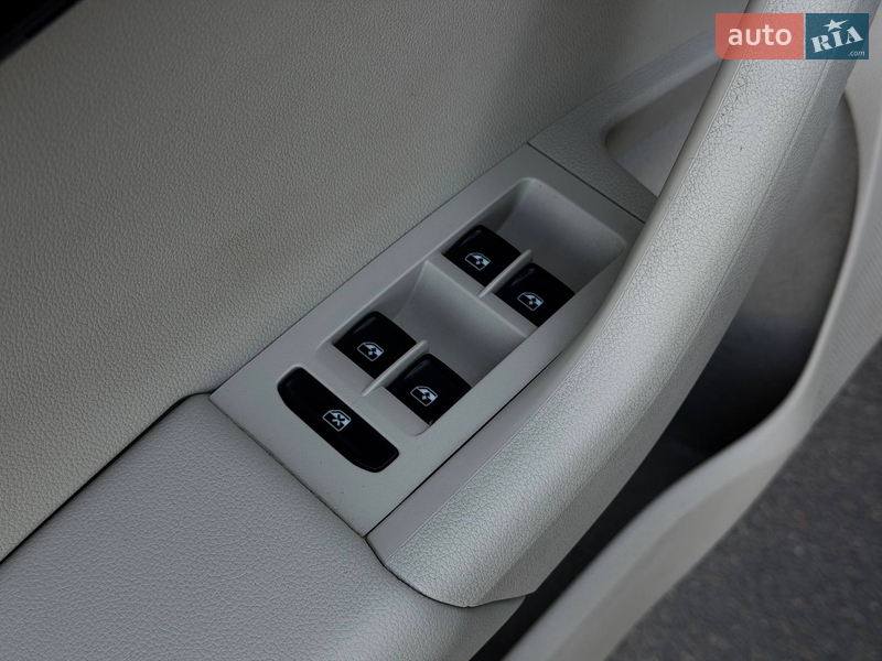 Універсал Skoda Octavia 2015 в Кривому Розі