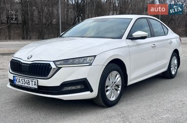 Лифтбек Skoda Octavia 2022 в Днепре