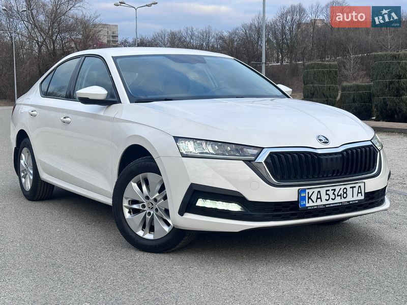 Лифтбек Skoda Octavia 2022 в Днепре