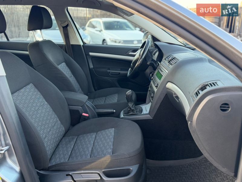 Универсал Skoda Octavia 2013 в Сарнах