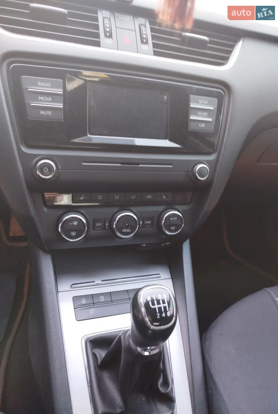 2016 Skoda Octavia - мініатюра 5