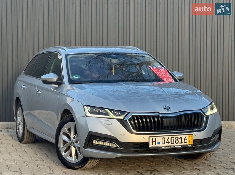 Универсал Skoda Octavia 2021 в Львове