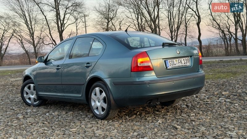 Лифтбек Skoda Octavia 2006 в Самборе