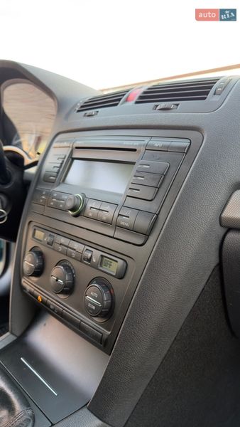 Лифтбек Skoda Octavia 2006 в Самборе