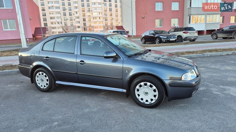 Лифтбек Skoda Octavia 2010 в Виннице
