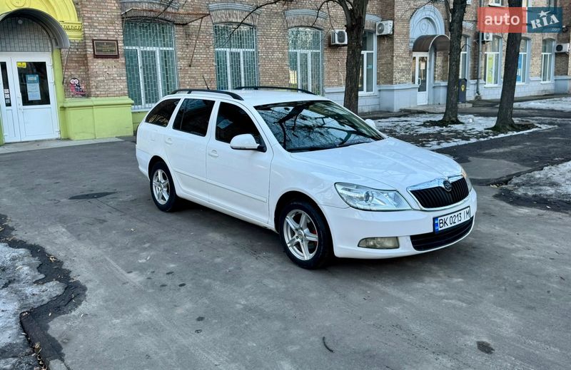 Универсал Skoda Octavia 2010 в Киеве