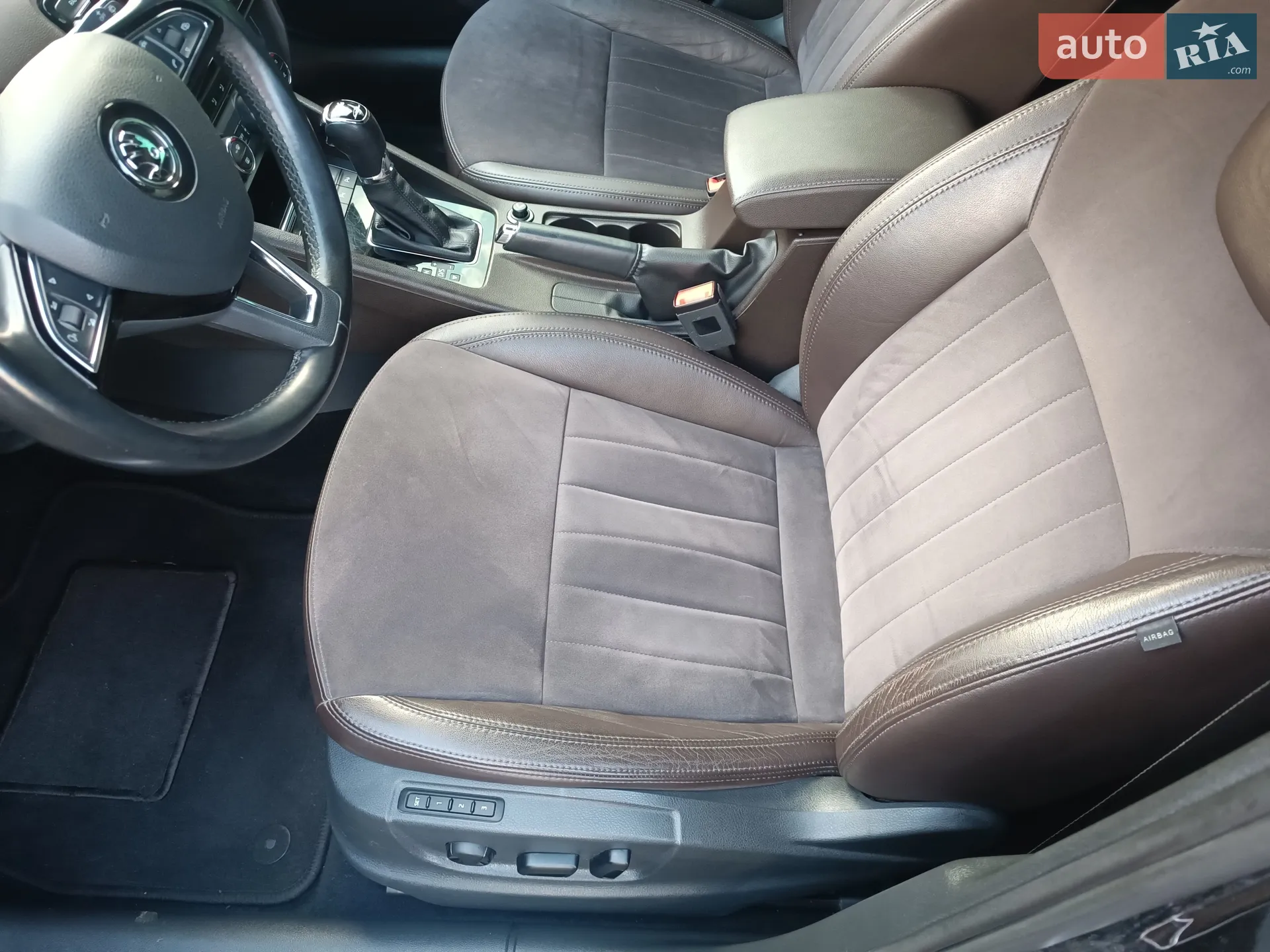 2016 Skoda Octavia - мініатюра 35