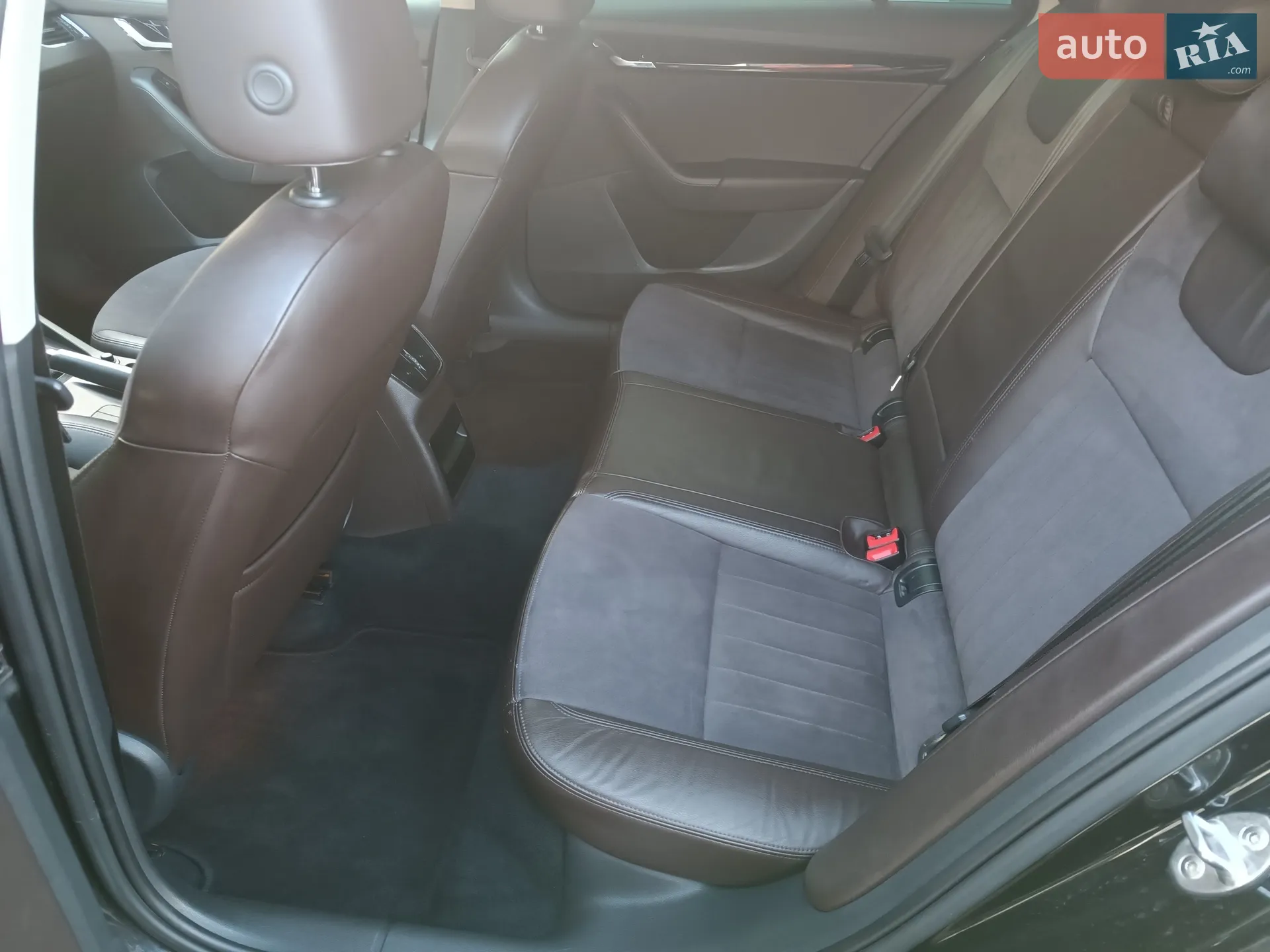 2016 Skoda Octavia - мініатюра 24