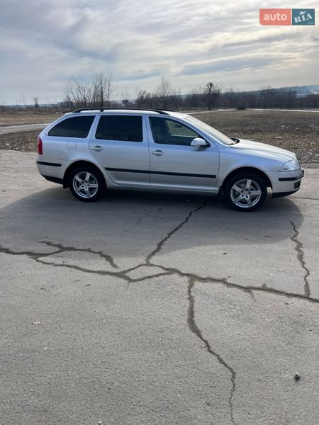 Универсал Skoda Octavia 2008 в Умани