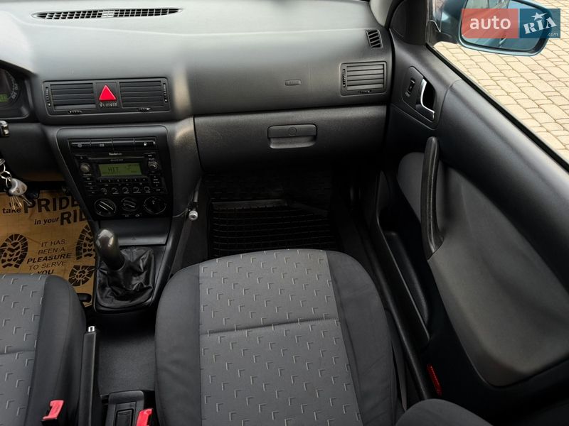 Лифтбек Skoda Octavia 2003 в Черновцах